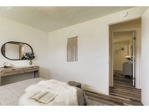 22609 NE Hancock Street Fairview OR 97024