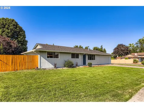 22609 NE Hancock Street Fairview OR 97024