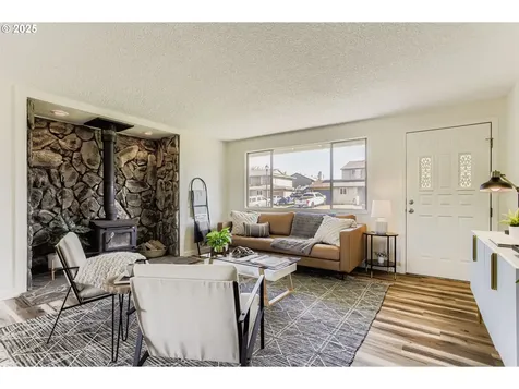 22609 NE Hancock Street Fairview OR 97024