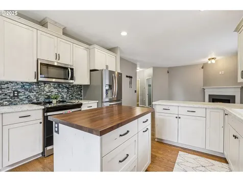 18409 SE 24th Circle Vancouver WA 98683