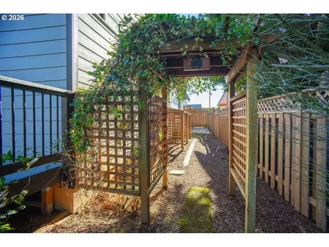 1323 Fairway Drive Washougal WA 98671