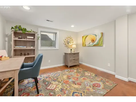 2516 NE 32nd Court Portland OR 97212