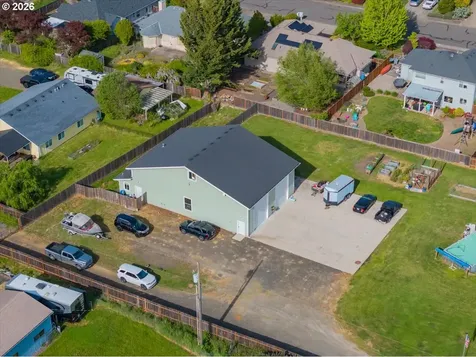 2673 NW Ashley Drive Albany OR 97321