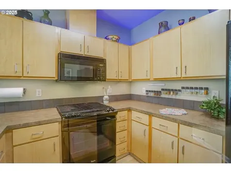 114 W 24th Street Vancouver WA 98660