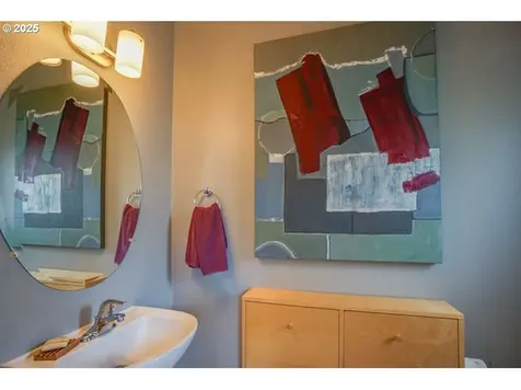 114 W 24th Street Vancouver WA 98660