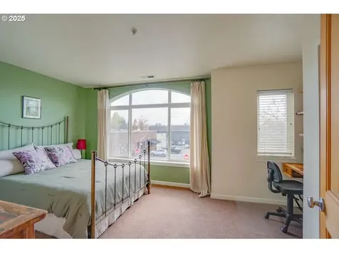 114 W 24th Street Vancouver WA 98660