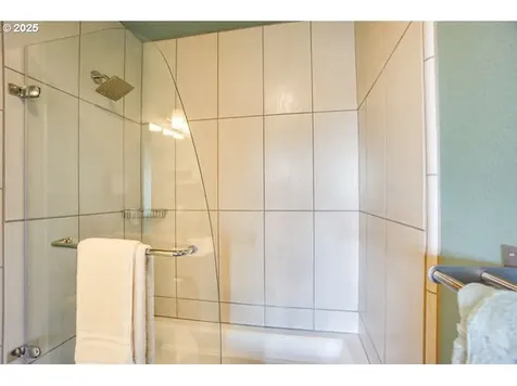 114 W 24th Street Vancouver WA 98660