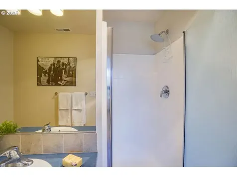 114 W 24th Street Vancouver WA 98660
