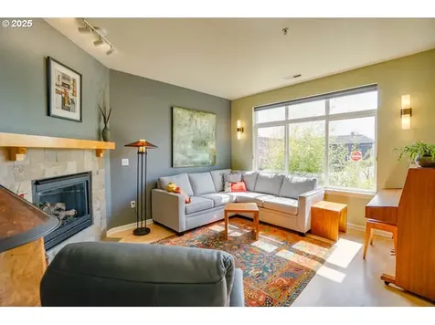 114 W 24th Street Vancouver WA 98660
