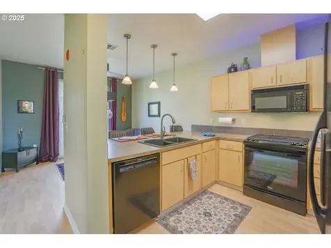 114 W 24th Street Vancouver WA 98660