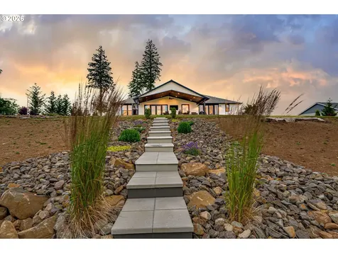 260 Bullhead Drive Castle Rock WA 98611