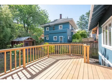 1916 NE 12th Avenue Portland OR 97212