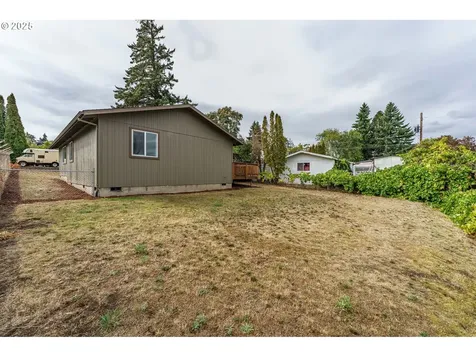 2016 C Street Hood River OR 97031
