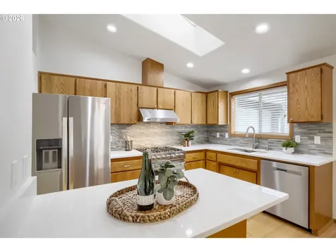 218 SW 11th Street Dundee OR 97115