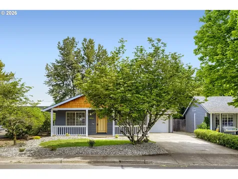 218 SW 11th Street Dundee OR 97115