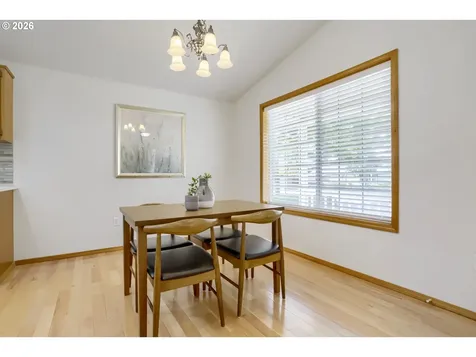 218 SW 11th Street Dundee OR 97115