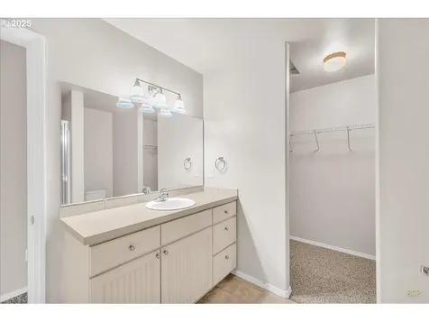 5911 NE 49th Street Vancouver WA 98661