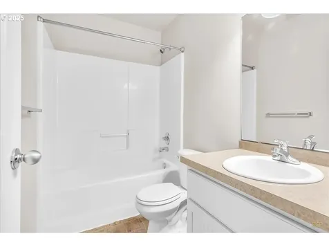 5911 NE 49th Street Vancouver WA 98661
