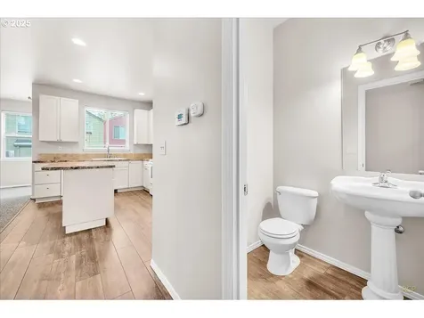 5911 NE 49th Street Vancouver WA 98661