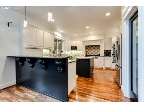 729 Aspen Street Springfield OR 97477