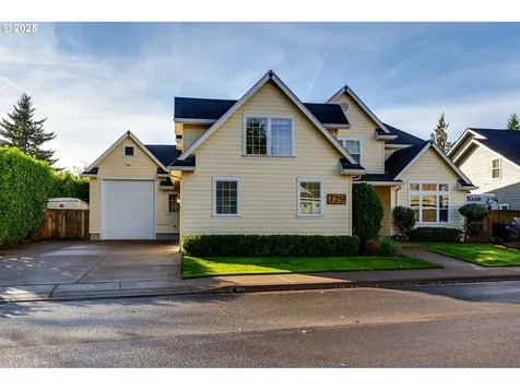 729 Aspen Street Springfield OR 97477