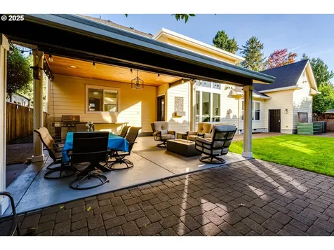 729 Aspen Street Springfield OR 97477