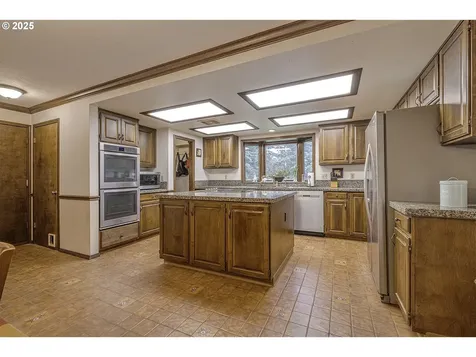 21445 NE Ornduff Road Hillsboro OR 97123