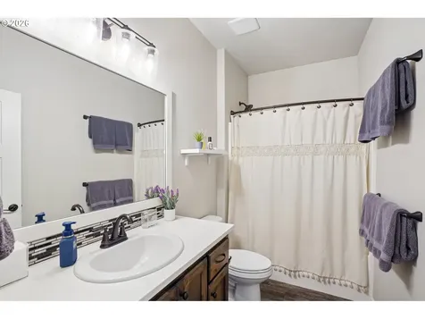 158 Zephyr Drive Silver Lake WA 98645