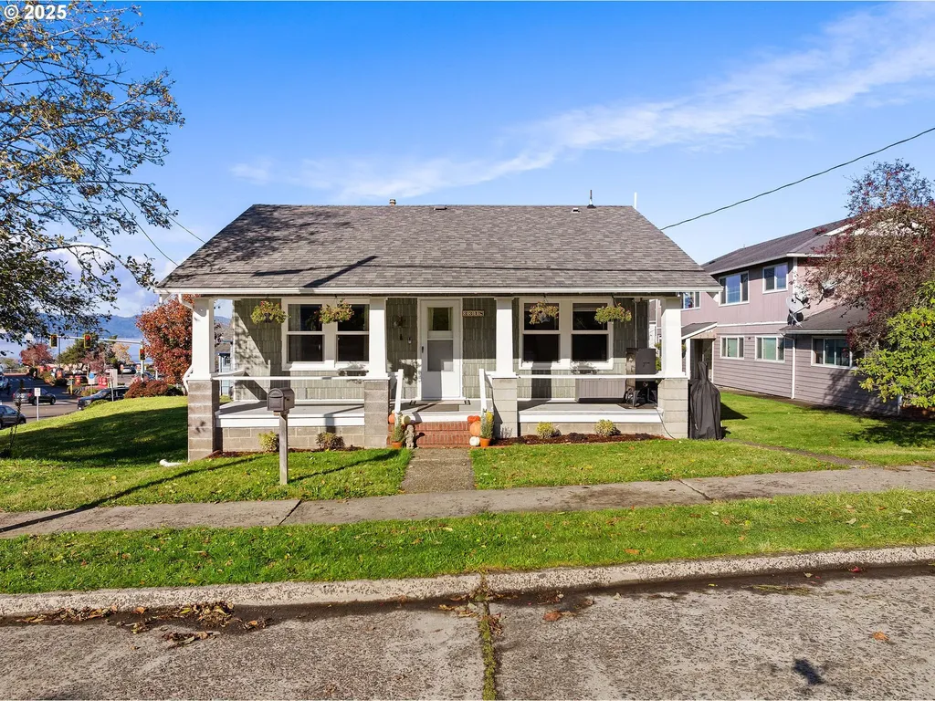 3318 Franklin Avenue Astoria OR 97103