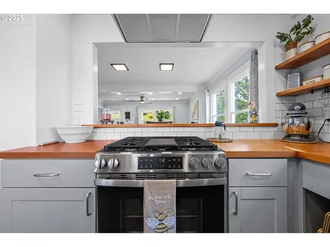 3318 Franklin Avenue Astoria OR 97103