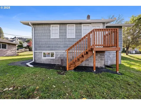 3318 Franklin Avenue Astoria OR 97103