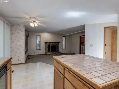 15107 SW 91st Avenue Portland OR 97224