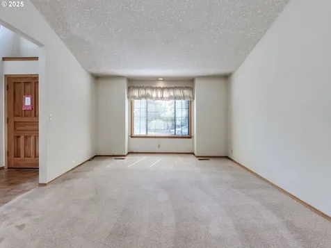 15107 SW 91st Avenue Portland OR 97224