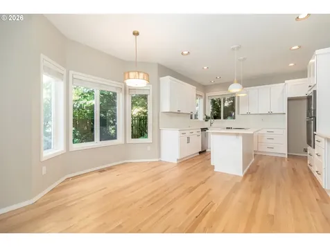 2011 NW New Hope Court Portland OR 97229