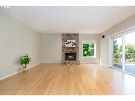 2011 NW New Hope Court Portland OR 97229