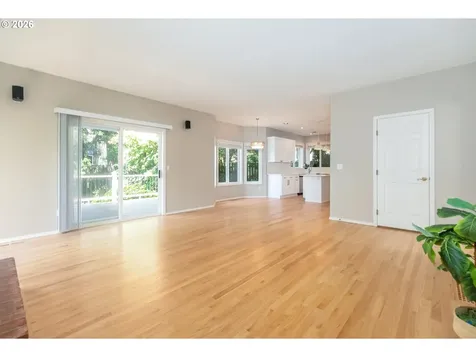 2011 NW New Hope Court Portland OR 97229