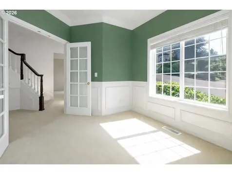 2011 NW New Hope Court Portland OR 97229