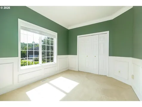 2011 NW New Hope Court Portland OR 97229