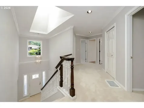 2011 NW New Hope Court Portland OR 97229