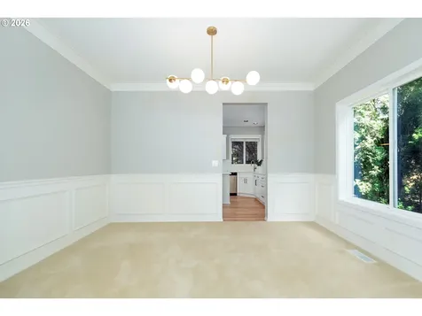 2011 NW New Hope Court Portland OR 97229