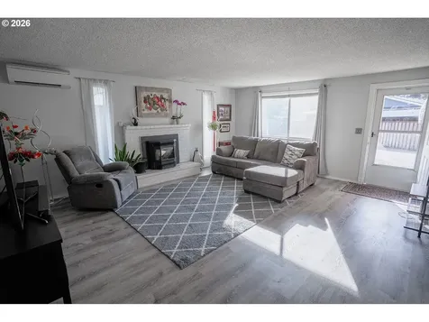 3604 NE 122nd Avenue Vancouver WA 98682