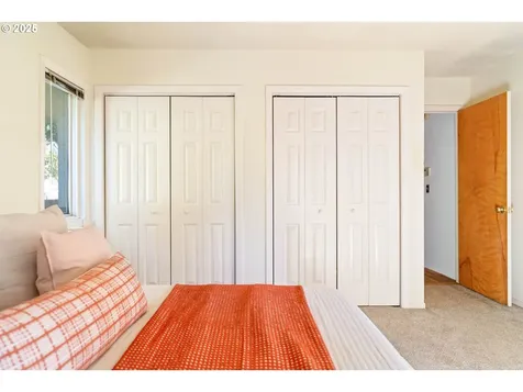 7565 SW Shirley Lane Portland OR 97223