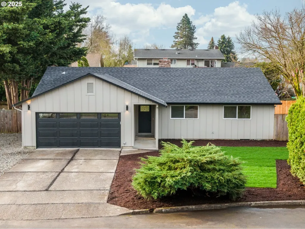 1819 NW 104th Street Vancouver WA 98685