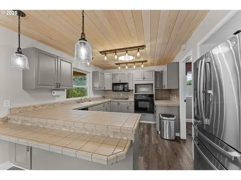 15263 Oceanview Drive Brookings OR 97415