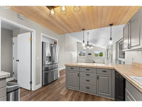 15263 Oceanview Drive Brookings OR 97415