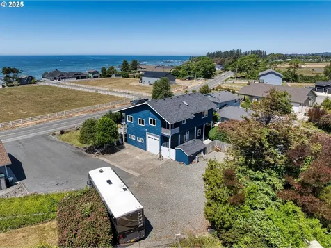 15263 Oceanview Drive Brookings OR 97415