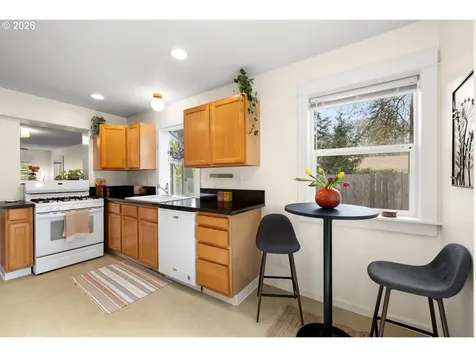 5536 NE Alberta Street Portland OR 97218