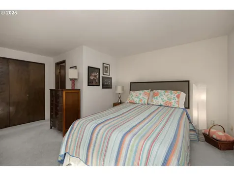 11645 SE Flavel Street Portland OR 97266