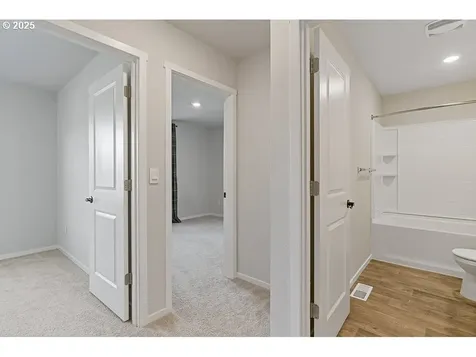 216 N 28th Place Ridgefield WA 98642