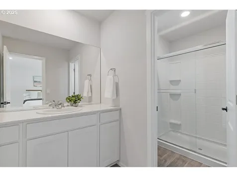 216 N 28th Place Ridgefield WA 98642